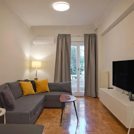 Charming Kallithea Apt, Fully Reno, Fully Equipped Apartamento